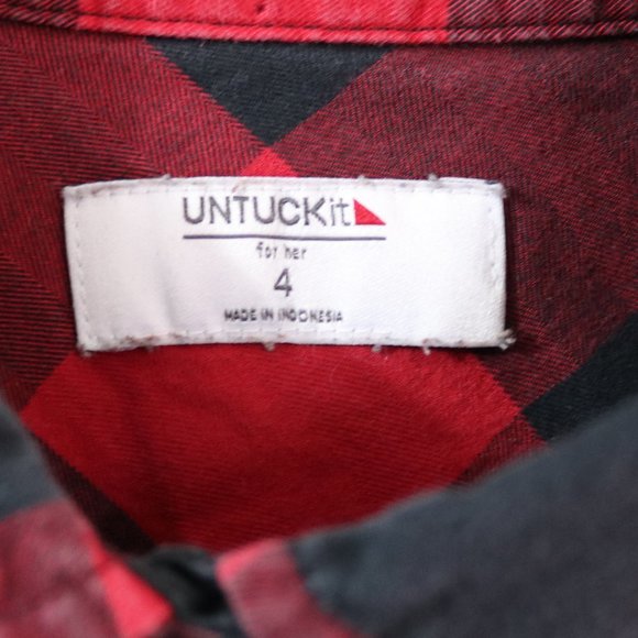 Untuckit Dylan Flannel Womens Small 4 Black Red Plaid Long Sleeve Pearl Snap - Picture 6 of 10